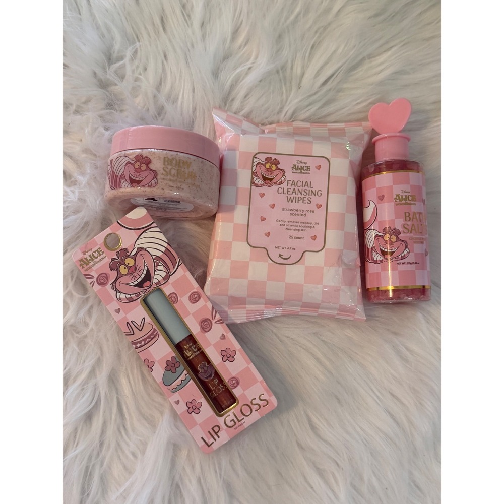 Disney Alice in Wonderland Cheshire Cat 4pc Bath Body Set Scrub Wipes Salts Lip
